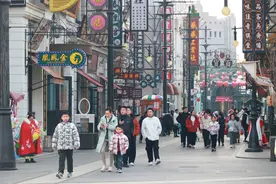 郑州：电影小镇年味浓图片
