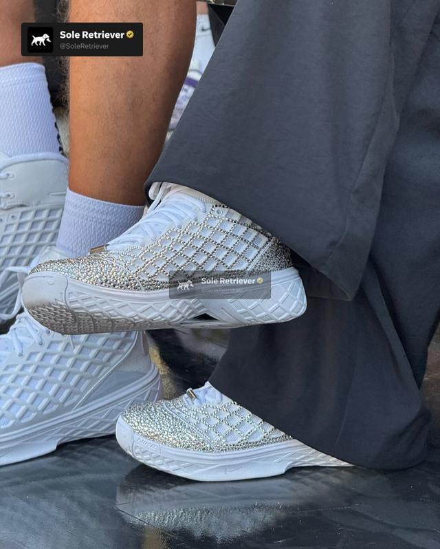 瓦妮莎亲晒！Kobe 3 Low 真来了！