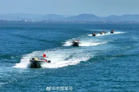 当迷彩绿遇上海之蓝 9图解锁夏日海训大片图片