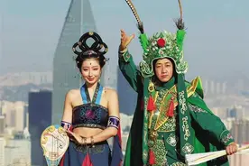 “兰哈顿”引游客竞相打卡  兰州城市魅力大爆发图片