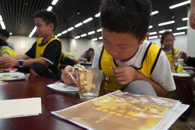 知识+100，快乐+100