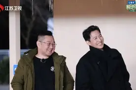 江苏卫视《种地吧2》王阳入乡随俗干活带劲 赵一博搭建水肥系统图片