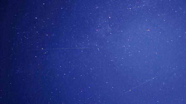 阿拉善盟孪井滩生态移民示范区：积极探索发展文旅“星空经济”