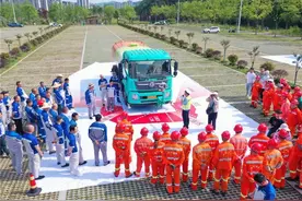 福建交警多举措备战“五一” 筑牢安全防线图片