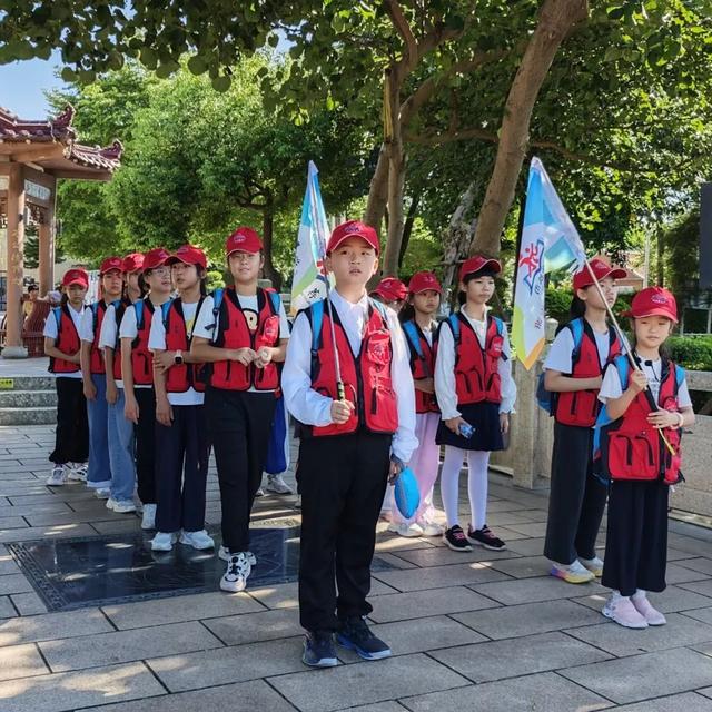 我们来上岗啦~ 跟着图书去旅游·推荐官版上线！