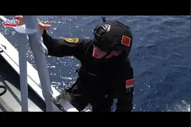 护航15年，中国海军为维护国际海上通道安全积极贡献力量图片