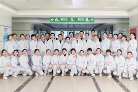 四川省临床重点专科：胸外科——微创新时代，出手“快、准、稳”｜风华正茂川北医图片