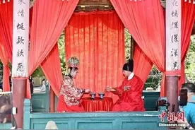 8天假期7场酒席，如何打破“份子钱闭环”？图片