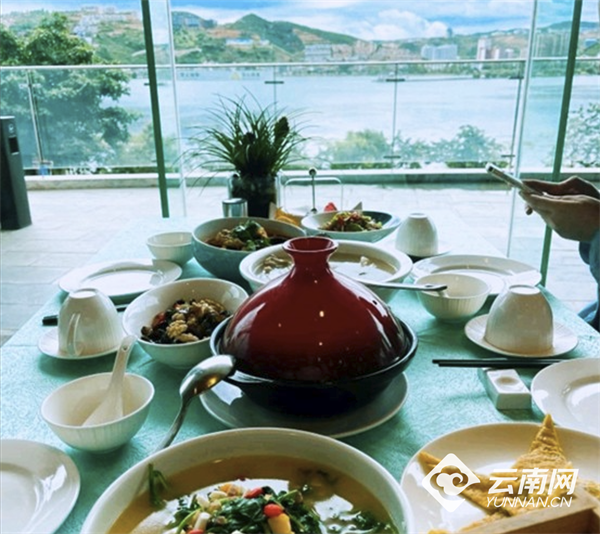 “反向旅游”带火暑期云南小城 保山大理高星酒店增速领跑