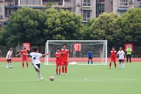 本届“贡嘎杯”第一支冠军队伍产生图片