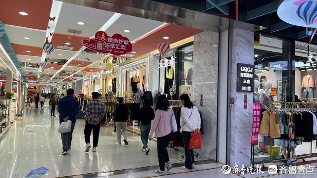 国庆假期邂逅城市烟火，济南泺口服装城成游客购物美食新地标