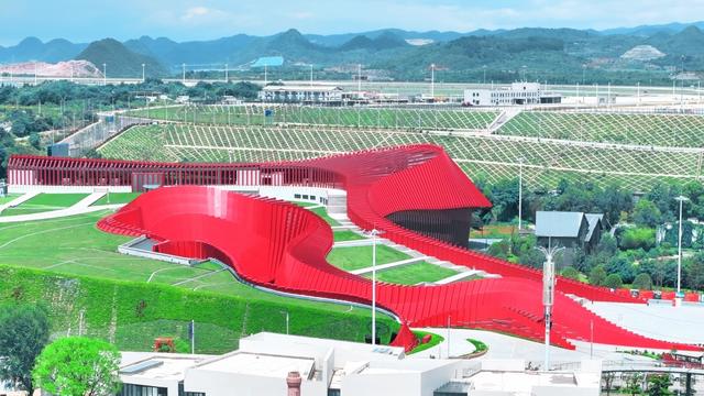 “美丽之约”助力打造世界级旅游目的地 | 访贵州省对外文化交流协会会长何京