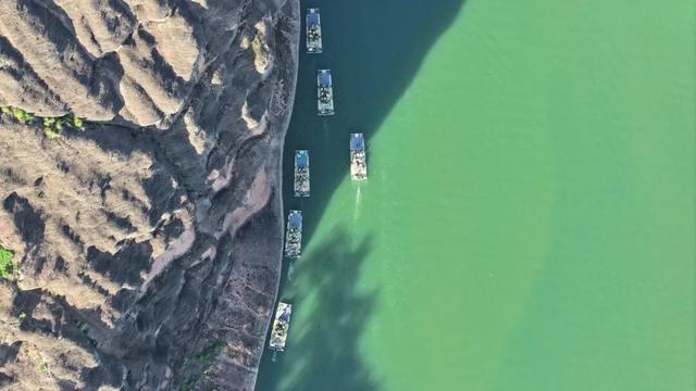 谁说冬天只有冷？龙虎山第一个不服！