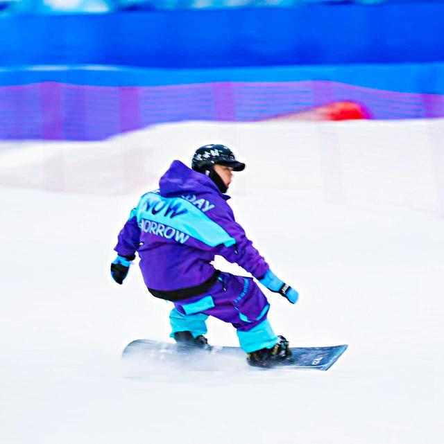 热雪江湖“冰雪+”国庆系列主题活动，点燃春城冰雪热情