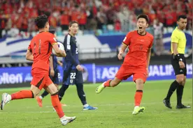 从0比7到1比3，国足的进步值得被看见｜新体谈图片