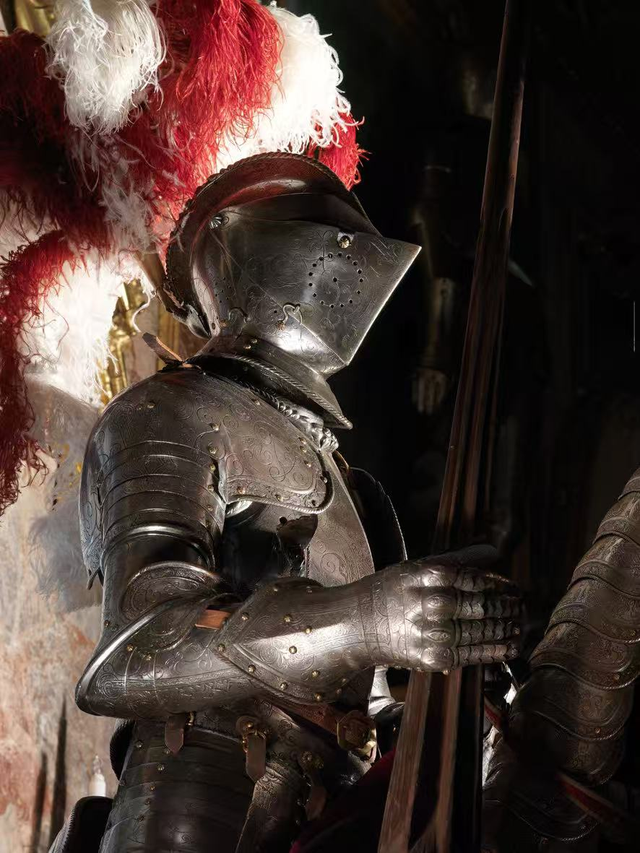 秦淮有展 | “欧洲骑士盔甲和文化展”首临南京，来城墙博物馆看真的“骑士天团”！