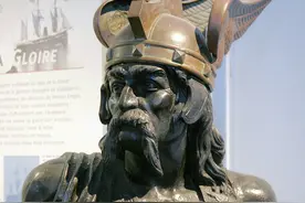 布伦努斯：洗劫罗马的高卢人图片