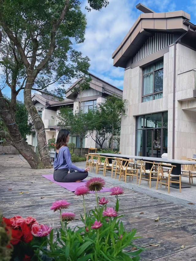 来“吃货圈”打卡 送房券 住进“画乡”，赴一场江南冬日斑斓静谧