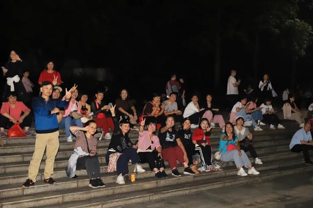 登高迎重阳！今夜，增城近3000人登高蕉石岭！