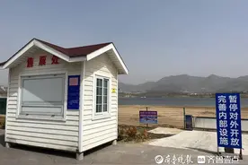 雪野湖一沙滩收露营费遭质疑，航空俱乐部回应：私有图片