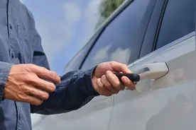 购车合同中未约定，交车时间就可以“无限延期”吗？图片