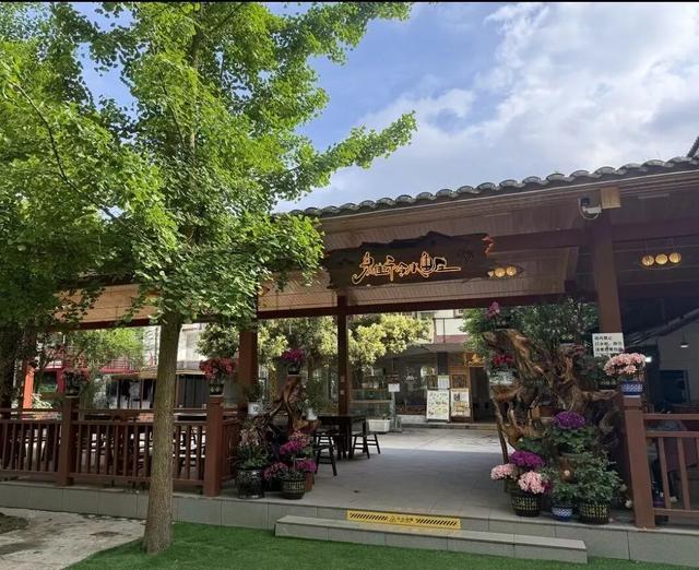 崭新冰雪缘，优惠享不停!山水龙门商家联盟2026爱丽丝仙径越野赛专属福利大放送!