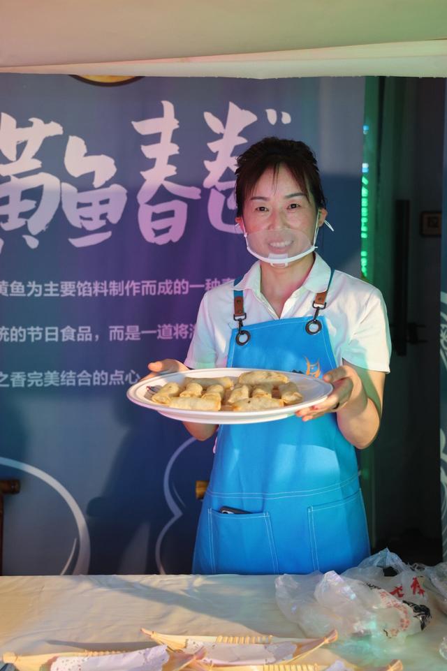 逛集市、品海鲜……上海湾区海渔文化节开幕，这个渔村已累计吸引游客78万人次