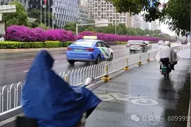 雨 ҈ 雨 ҈ 雨 ҈ “感觉一整天没停”，@昆明人，周一出门上班请注意→图片