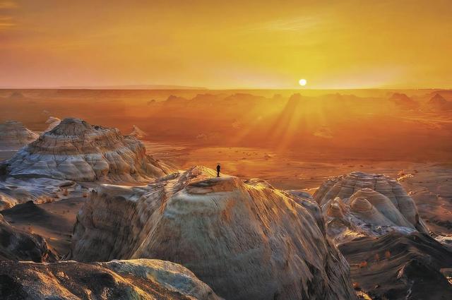 【青海之美我来拍】在山湖褶皱里，见天地辽阔