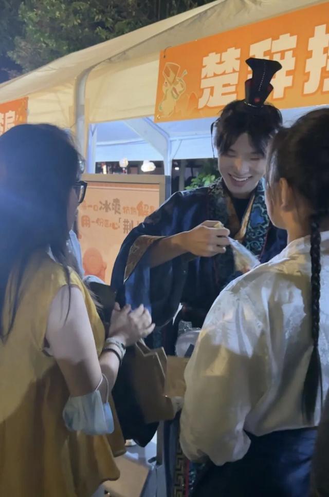 楚韵颂华诞 月满映荆博！荆州博物馆双节夜游全纪录