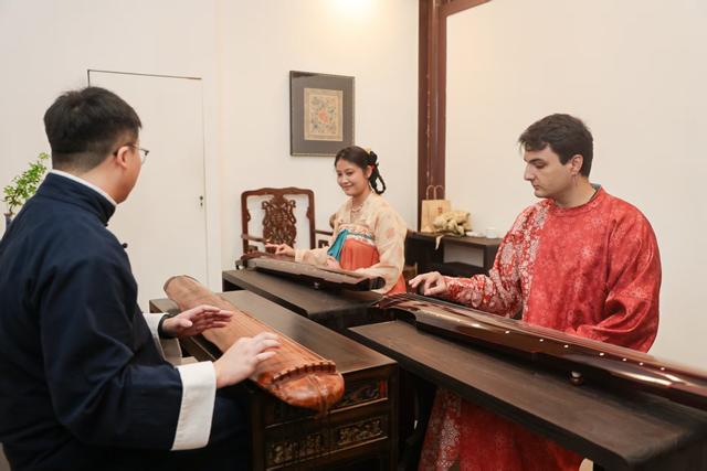 金秋十月去哪儿 万千气象成都行｜快来杜甫草堂与“大唐双子星”共度中秋