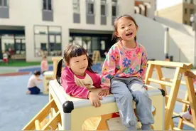 济南市天桥区兴麓幼儿园：在自主游戏中润心育人图片