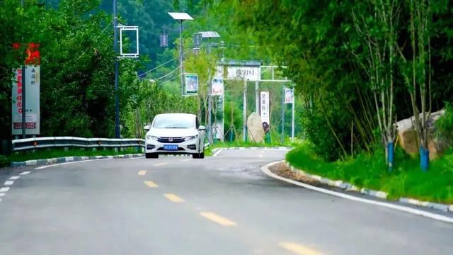 “颜值”得到全国认可！超美盘山路竟然藏在这儿！