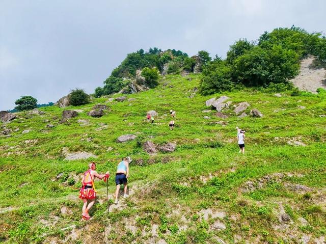 赴秋之约，登八面之巅！“巅峰湖南・2025” 登山赛（八面山站）报名启动