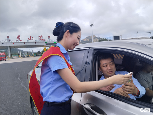 自驾来青哈啤酒游客增多 青岛高速全力护航保障路网畅通