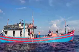 最新消息  中方对越南渔民已完成救治，待情况稳定后交于越方图片