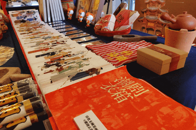 把“乡愁”办成展，火到了新加坡