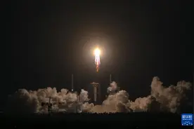 我国成功发射通信技术试验卫星十六号图片