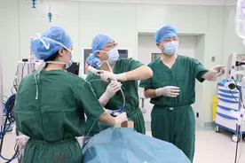 应对重度慢阻肺有了新技术！医生用热蒸汽为肺部“瘦身”图片