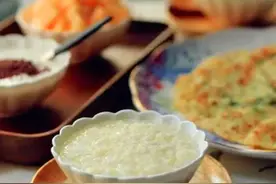 闲话早餐：稀饭、火勺与菜豆腐节节图片