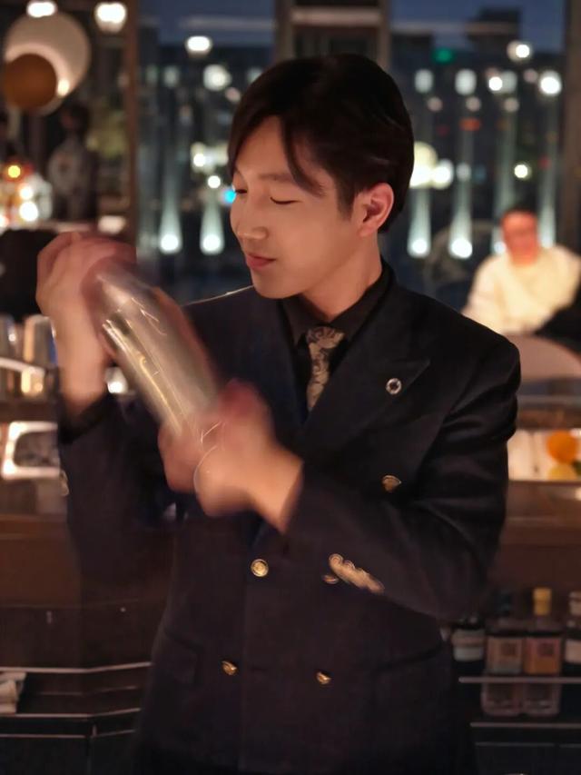 从西子湖畔到大运河边，睡遍好吃四季天