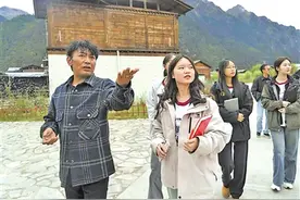 全面构建固本铸魂的思想政治教育体系图片