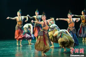 2024中国舞蹈“荷花奖”长沙巡演 展现舞蹈艺术魅力图片