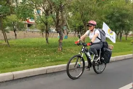 从绵阳出发！90后女武痴骑单车去泰国征战拳坛：预计行程40天3500公里图片