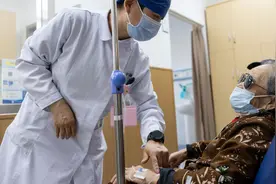培养社区“一专多能”护士，上海这10年是怎么做的｜医养照护人才市场大调研图片