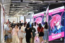 潮声丨二次元爆改，会是传统商场的逆袭神药吗图片