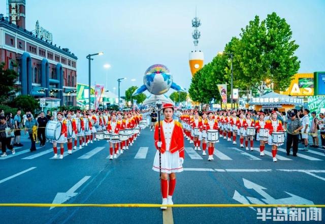 日夜交替，乐趣翻倍！快来青岛西海岸新区金沙滩啤酒城解锁双重精彩