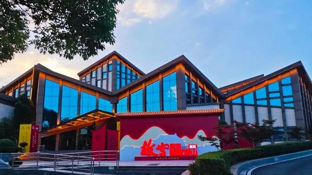 天冷了，是时候来名山“充电”了！