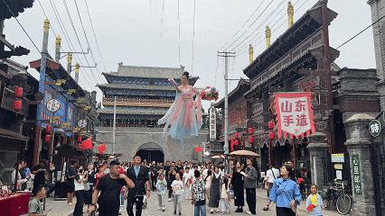 一年四季 泉在济南丨乘地铁1号线，玩转济南电影幻城！最全打卡攻略来了！
