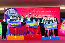 全国冠军赛 | 湖北跳伞队斩获两金一银！图片